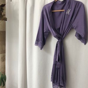 Purple satin and lace trim M robe